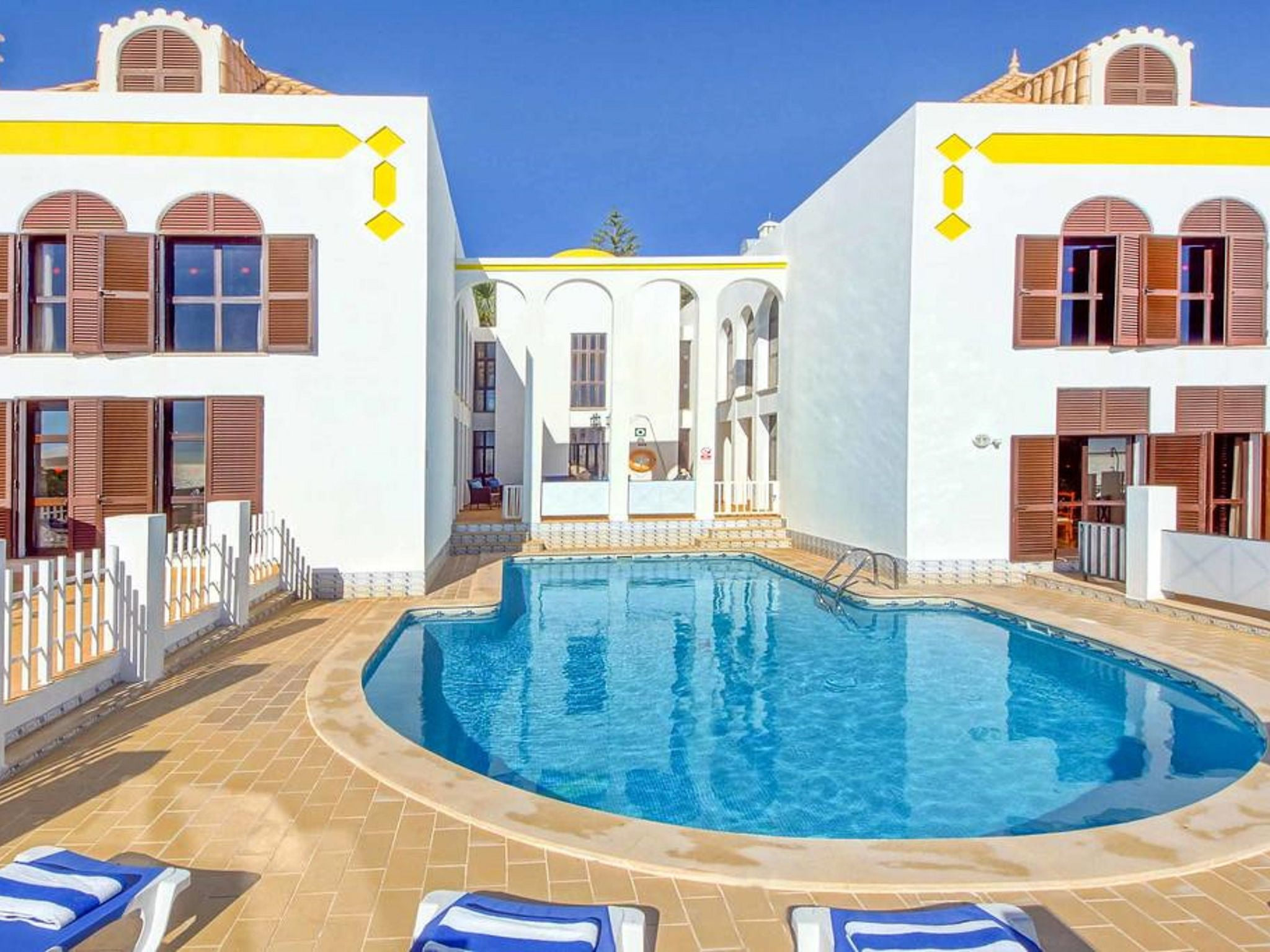 Chalet "Villa Albuar" mit eigenem Pool
