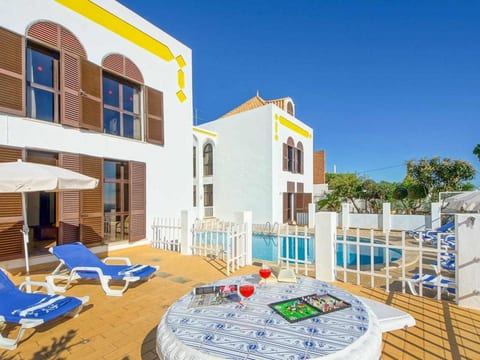 Chalet "Villa Albuar" mit eigenem Pool
