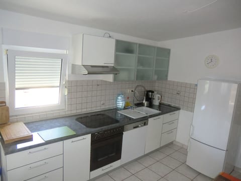 Wohnung in Vir mit Grill