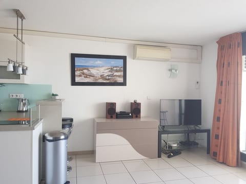 Moderne Ferienwohnung mit Meerblick