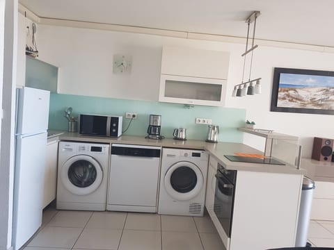 Moderne Ferienwohnung mit Meerblick