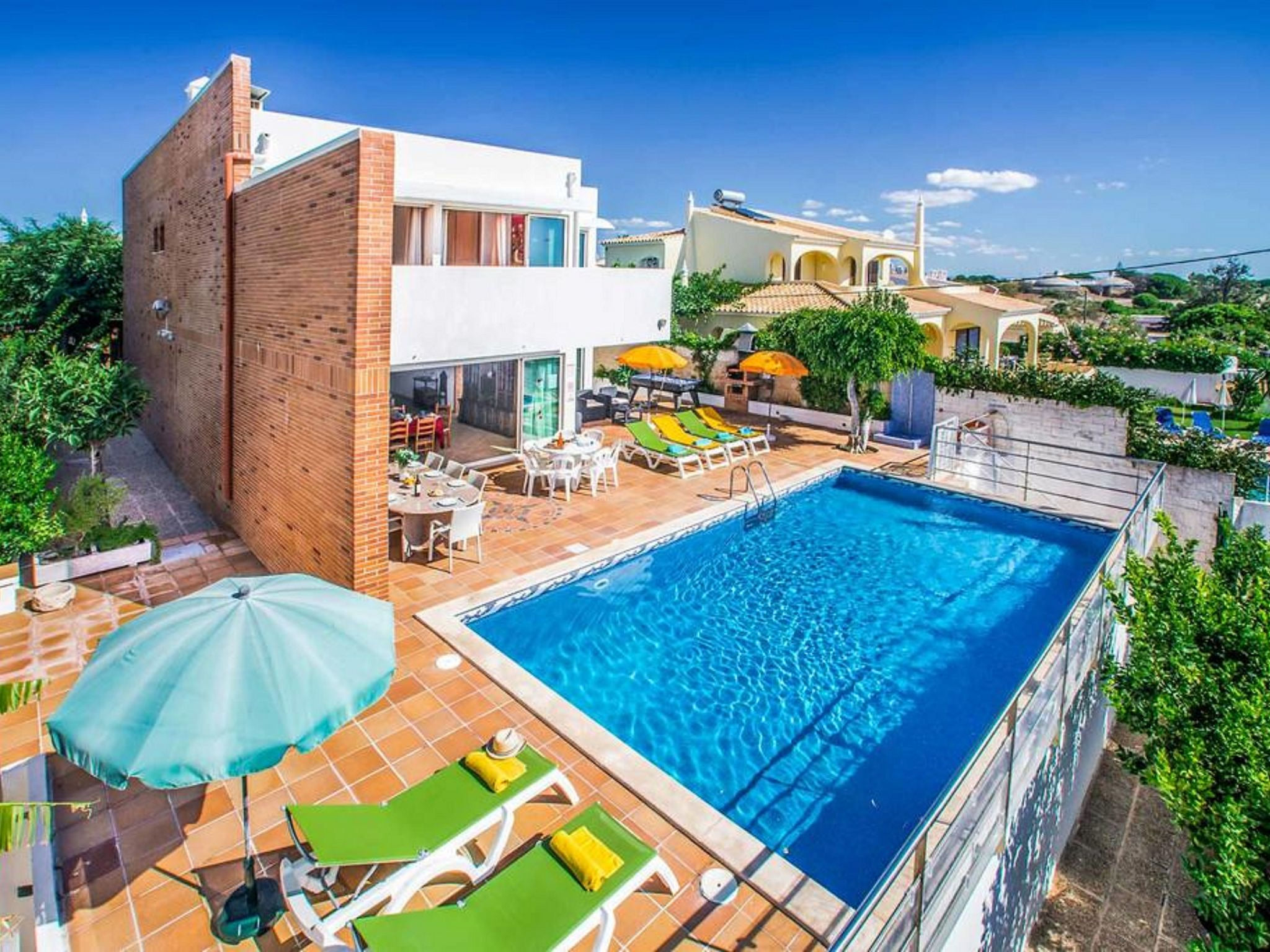 Chalet "Villa Oceano" mit privatem Pool