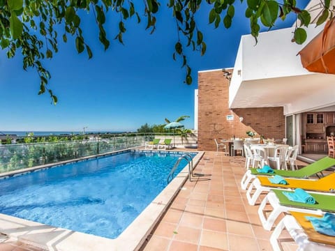 Chalet "Villa Oceano" mit privatem Pool