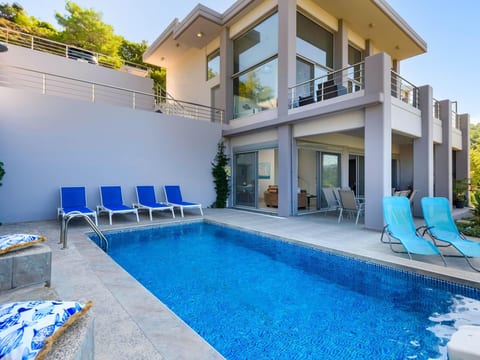 Villa Articiano mit Whirlpool und herrlicher Aussicht