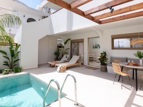 Mariann Premium Suites-Marie Suite