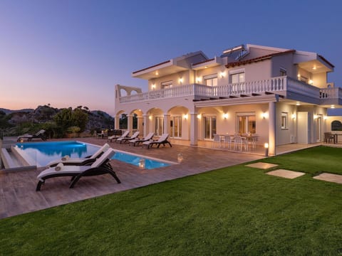 Villa Kamos in Archangelos