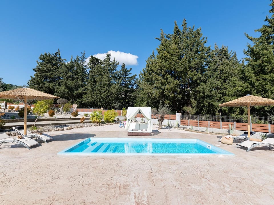 Physis Luxus-Villa - Archangelos