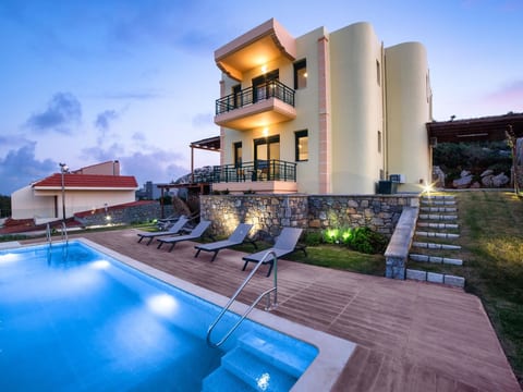 Poolvilla Siena für 10 Personen in Kallithea