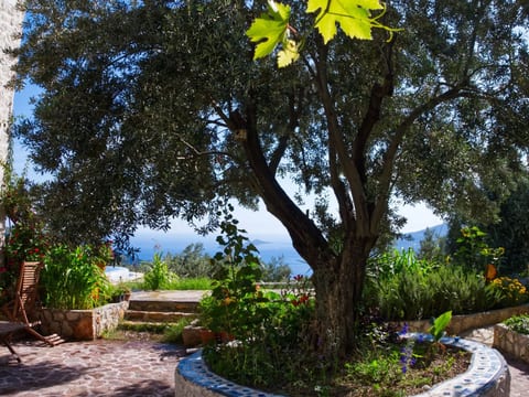 Rustikales Natursteinhaus an der Bucht von Kalkan