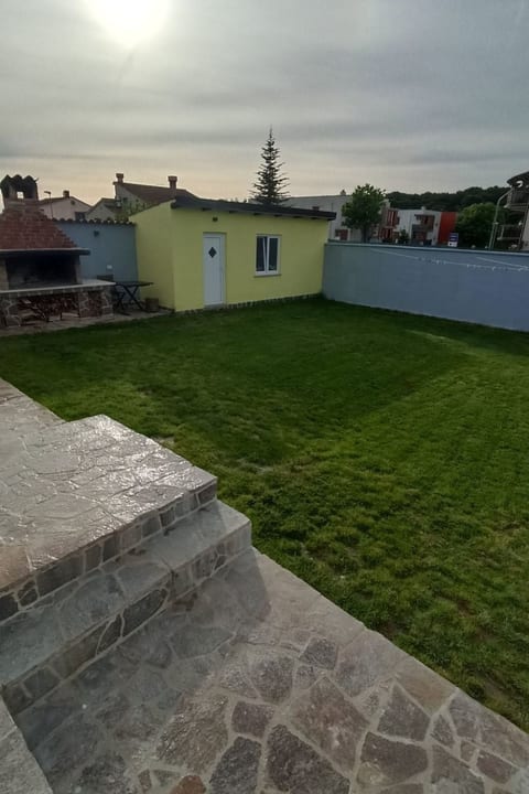 Höhlenmensch 2