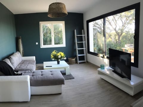 Villa Belle Vue, direkt am Meer, 1-2 Haustiere erlaubt