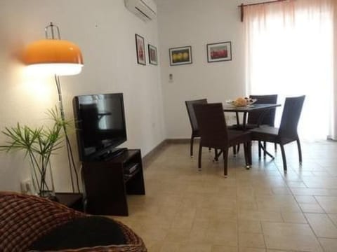 Trogir Yellow House A1
