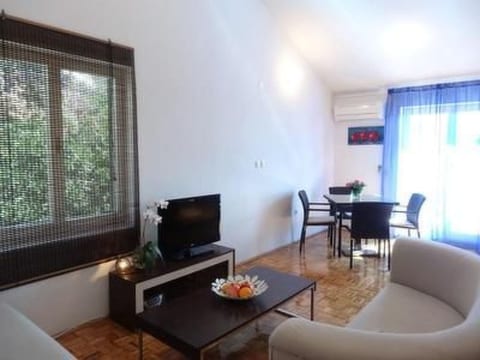 Trogir Yellow House A3