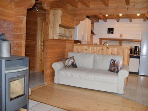 Chalet mit Garten, Grill und Terrasse