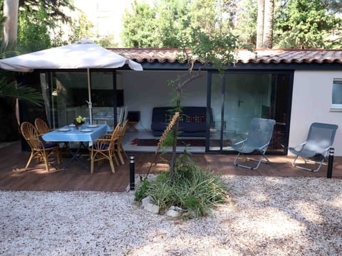 Mascotte Gartenhaus