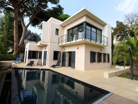 Appartement mit Infinity-Pool
