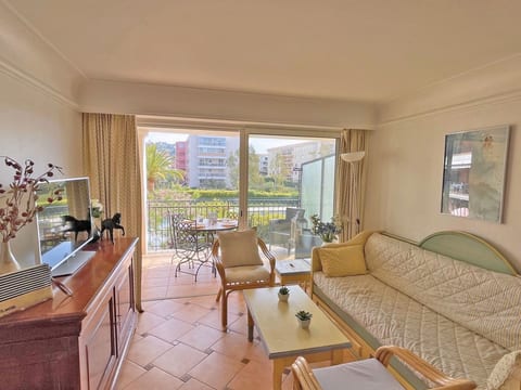 Wohnung Port Marine 12B - Pool Residenz