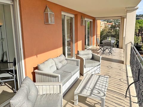 Appt T4 - 7 Pers - Piscine Résidence - Clim