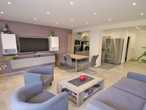 Wohnung T3 - 5 Personen - Klimatisierung - Wifi - Stadtzentrum