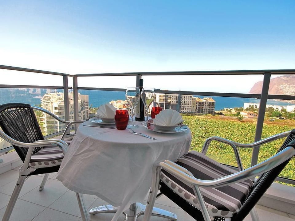 Forum Apartment - Funchal