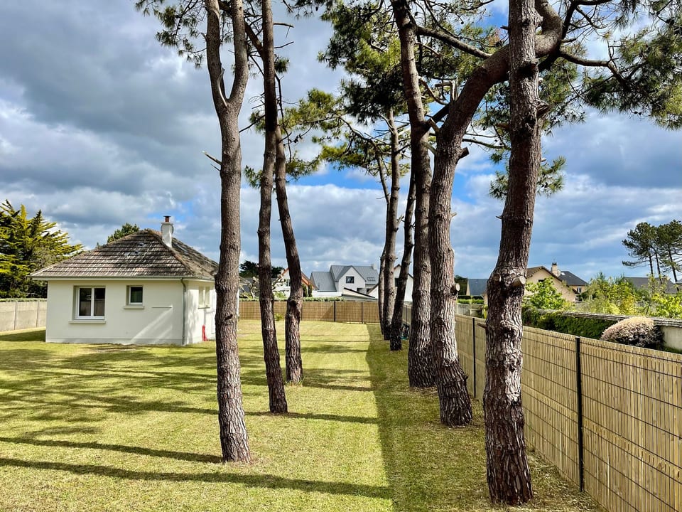 Haus im Erdgeschoss in Strandnähe - Portbail