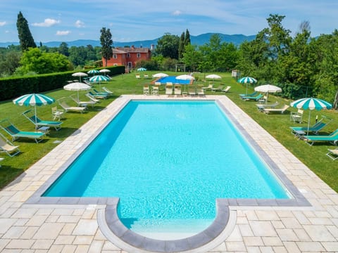 "Olivo t5 Rota" mit Pool