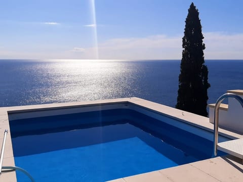 Monolokal "Blu Suite Cottage"
