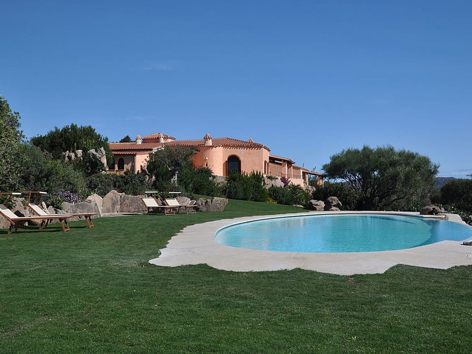 Villa Isabel, Meer- und Strandblick, Schwimmbad und Jacuzzi - Province of Sassari