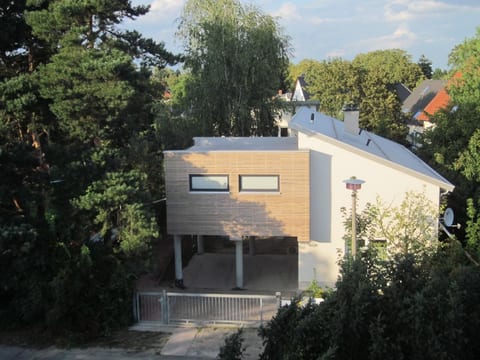 Moderne Maisonette-Wohnung mit Terrasse