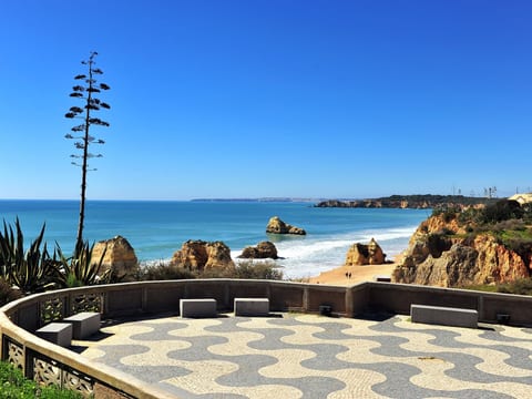 BnB Homes Helle Wohnung in der Nähe der Praia da Rocha