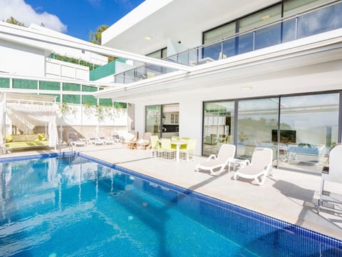 Villa Infinty Wild für 2 Personen und 2 Kinder