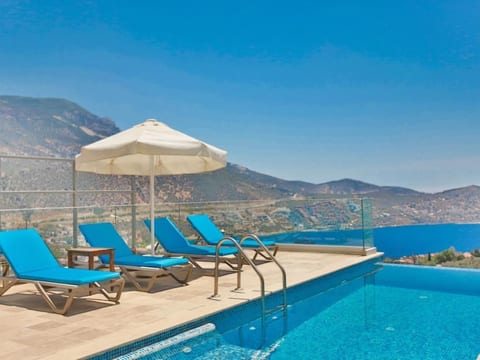 Villa Pool 2 mit Meerblick