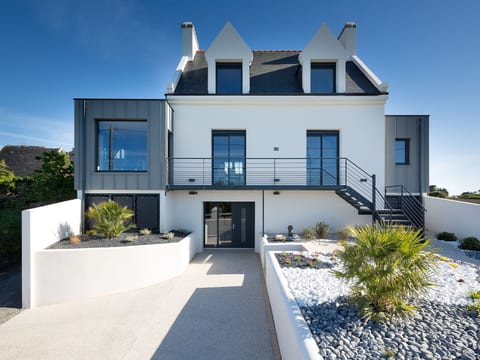 Villa Tante Alice Meerblick Komfort Villa Alleinlage mit Aufzug Jacuzzi Dampfb