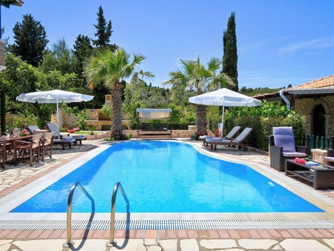 für 6 Personen und 2 Kinder auf Lefkada