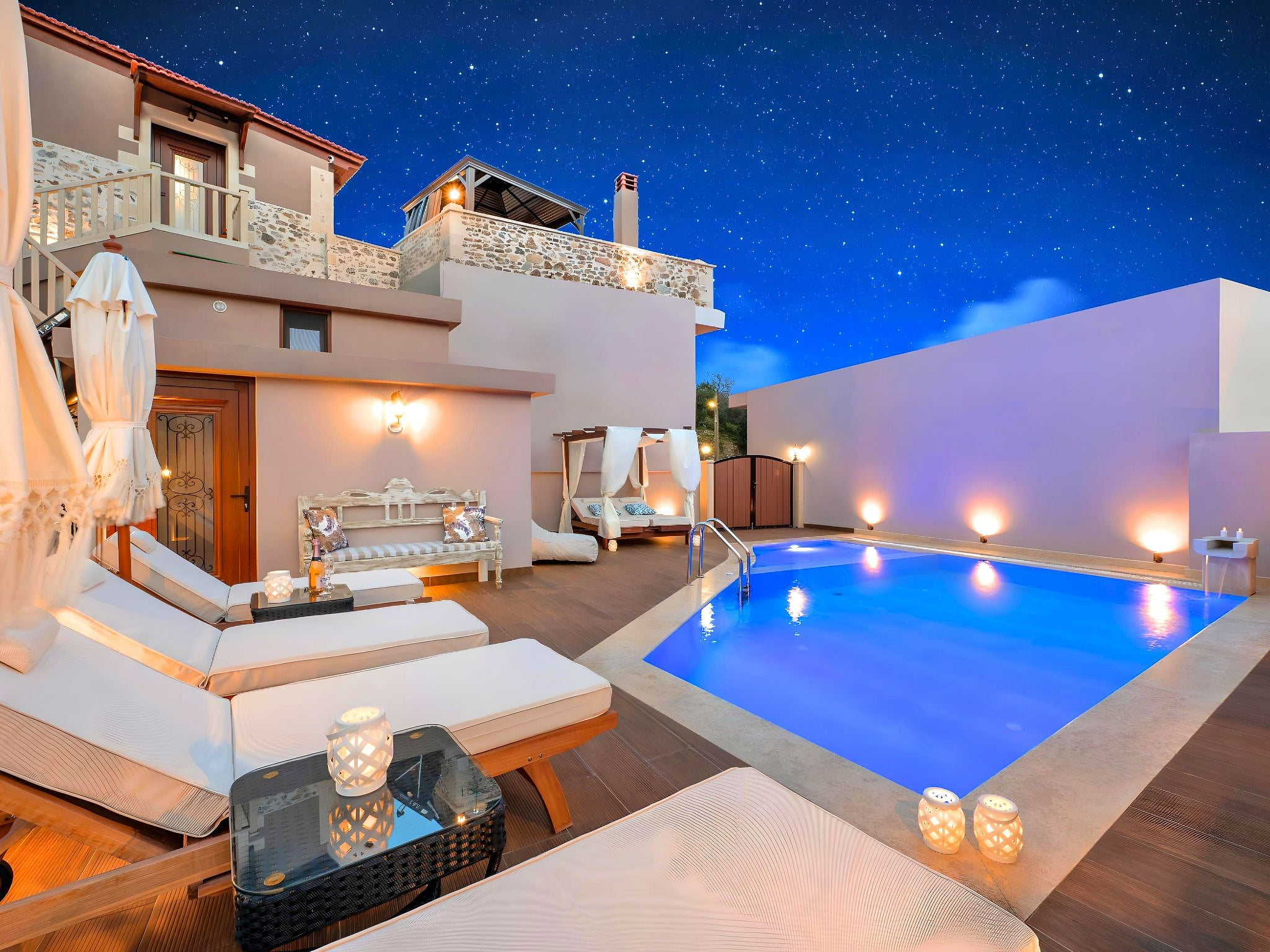 Petralis Luxus Villa Pool Whirlpool