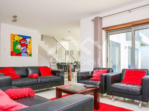Villa Azinhança do Mar