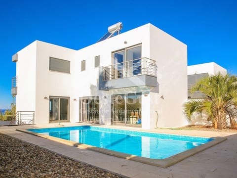 Villa Azinhança do Mar