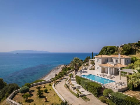 Luxusvilla Thalassa, direkt am Meer