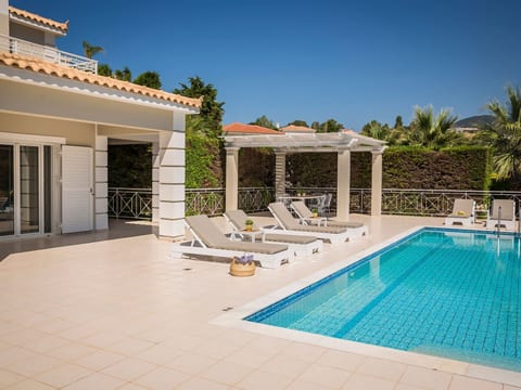 Luxusvilla Thalassa, direkt am Meer