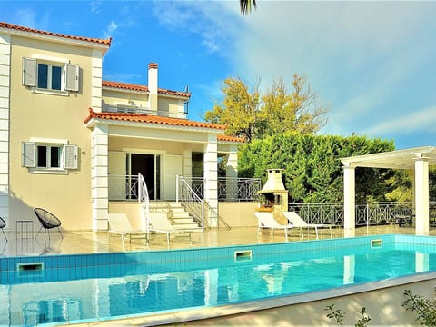 "Sea Wave Villa"