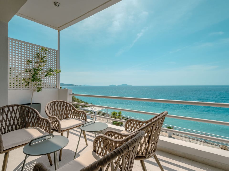 Villa Faye directement sur la plage - Agios Pavlos