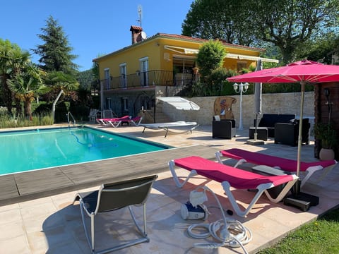 "Villa romaga mit Wallbox