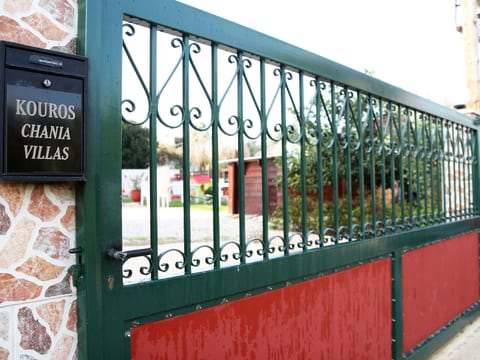 "Villa Athina"