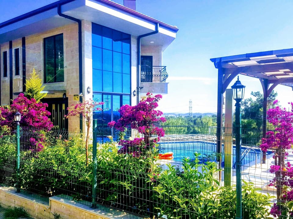 Berghütte mit eigenem Pool - Manavgat