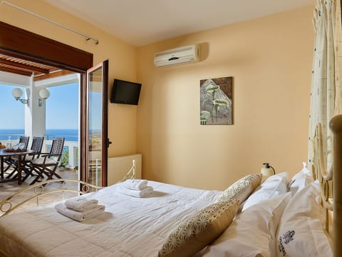 in Geropotamos mit Sonnenterrasse
