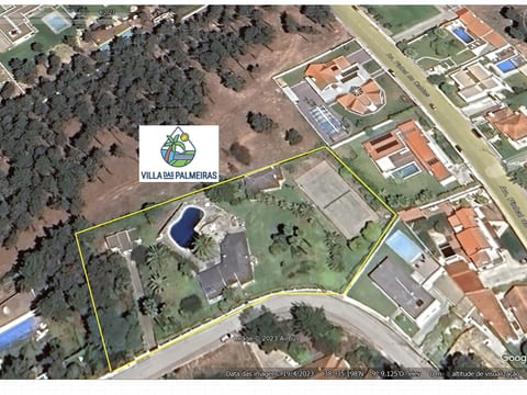 Villa das Palmeiras mit großem Schwimmbad