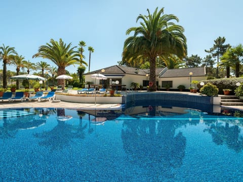 Villa das Palmeiras mit großem Schwimmbad