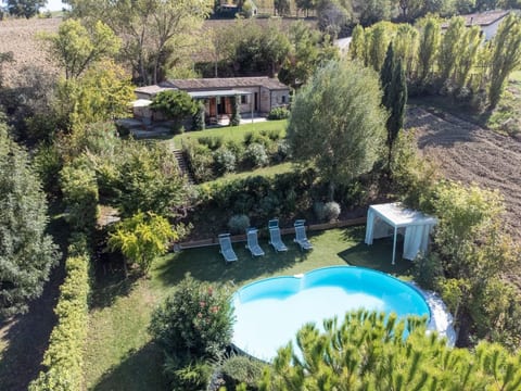 Haus in Ostra mit privatem Pool