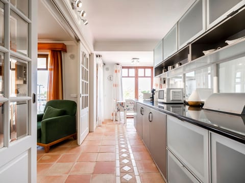 Haus am Flussufer