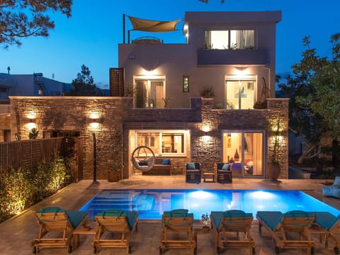 Luxuriöses Ferienhaus mit heizbarem Infinitypool